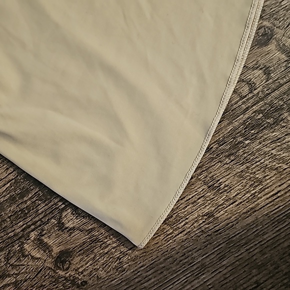 Tan Spanx Medium Top - Picture 7 of 7